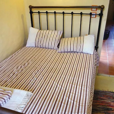 Awesome In Andros With 4 Bedrooms And Wifi